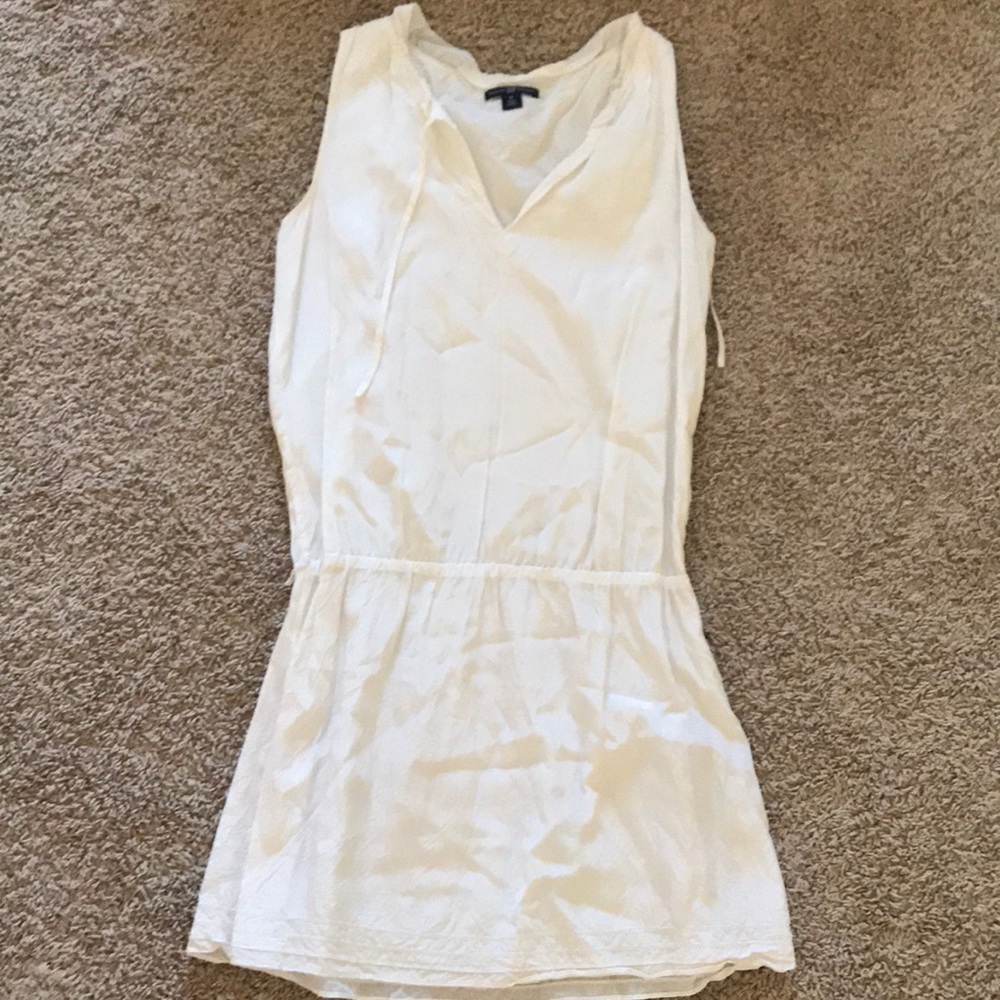 White Sleeveless V-Neck Dress